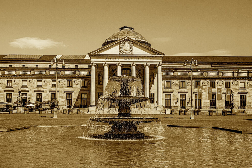 tobiasrehbein-building-4517717_1920